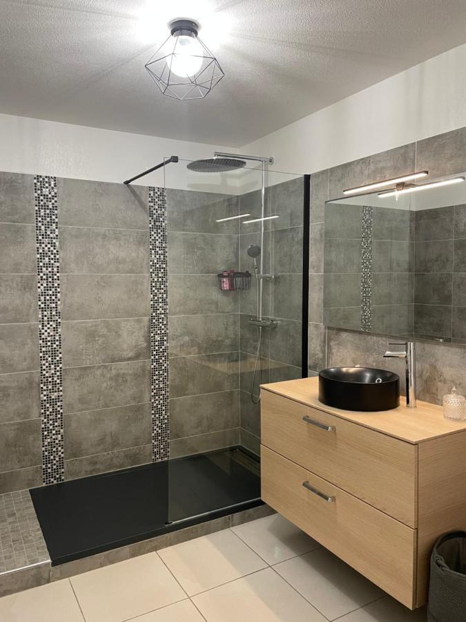 Appartement T3 Climatise,Balcon, Classe 3 Etoiles Le Boulou Dış mekan fotoğraf